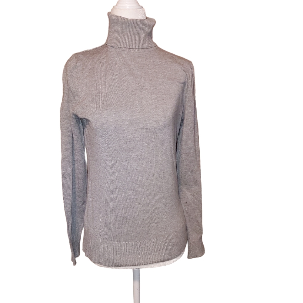 Philosophy M Gray Turtleneck Shirt Rayon Nylon Blend Ribbed Colar Knit. …